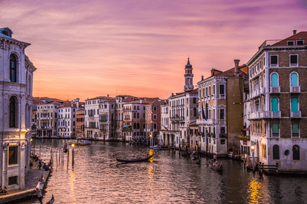 best things to do in venice at night Best Things to do in Venice at Night